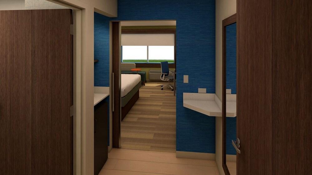 Express & - South By Ihg Hotel
